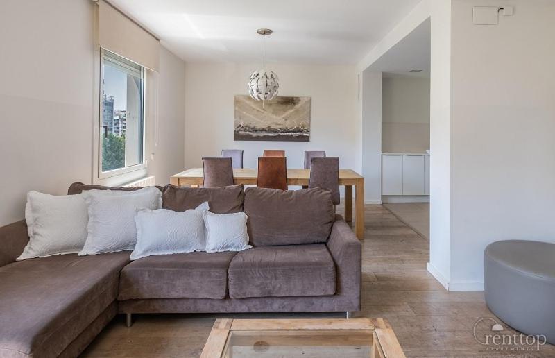 Rent Avenida Diagonal Appartamento Barcellona